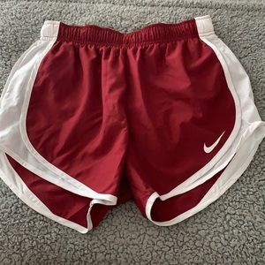Never worn Maroon Nike shorts!